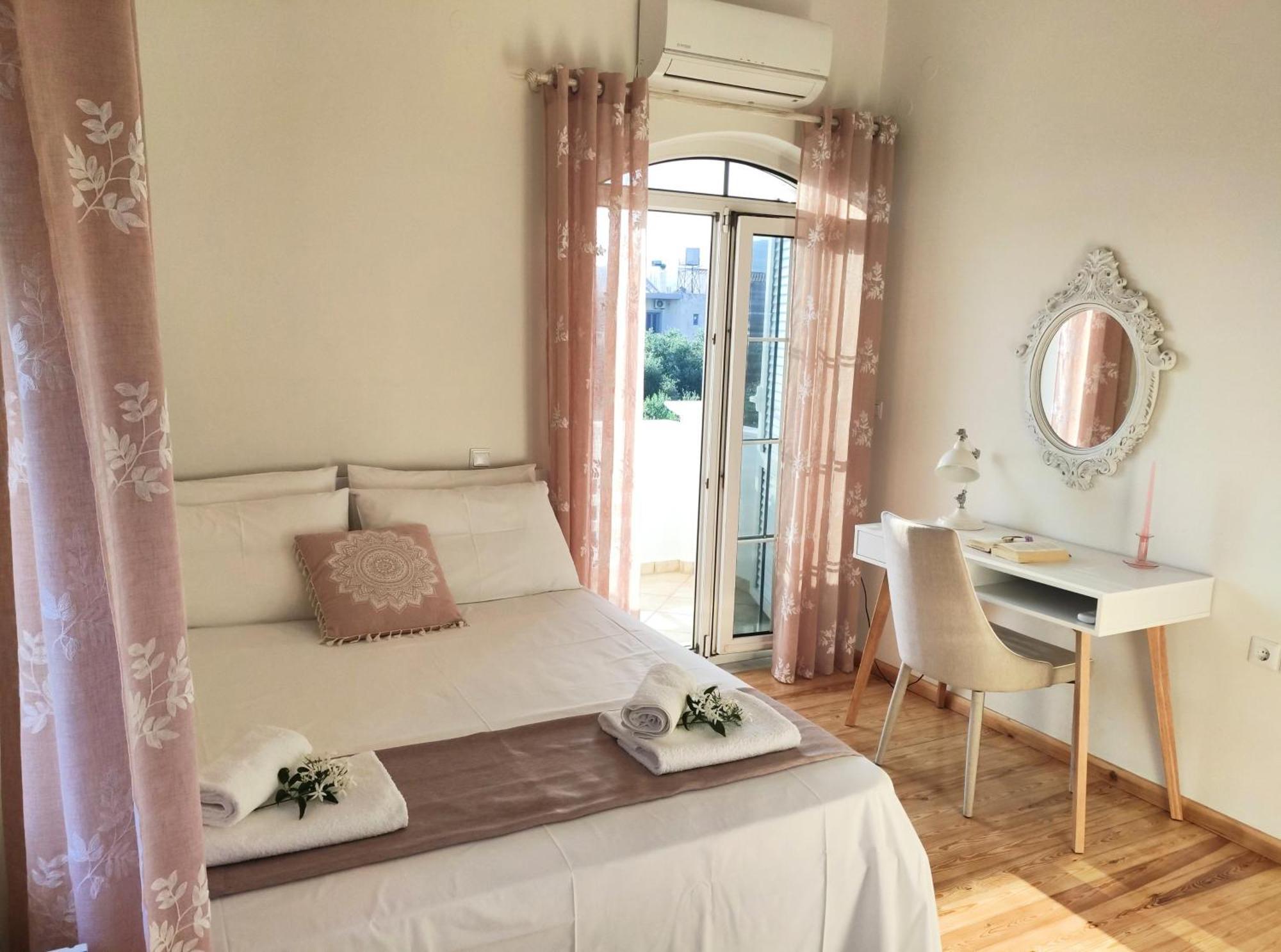 Villa Alexia Суда Экстерьер фото
